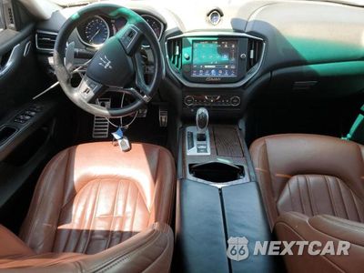 Zdjęcie 8 z 13 samochodu: 2015 MASERATI GHIBLI VIN:ZAM57XSA2F1137200 - miniatura