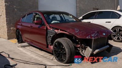 2018 BMW M5 WBSJF0C55JB283553 - główne zdjęcie licytacji z USA - miniatura