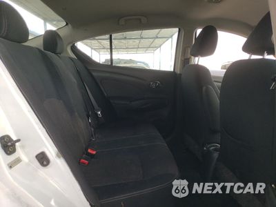Zdjęcie 11 z 14 samochodu: 2015 NISSAN VERSA S VIN:3N1CN7AP2FL845708 - miniatura