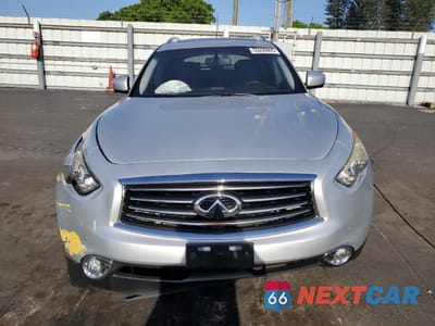 Piąte zdjęcie samochodu w środku: 2014 INFINITI QX70 VIN:JN8CS1MW2EM410847 - miniatura