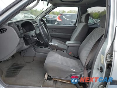 Zdjęcie 7 z 13 samochodu: 2000 NISSAN XTERRA XE VIN:5N1ED28T8YC579426 - miniatura