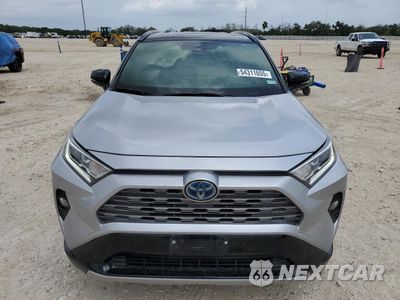 Piąte zdjęcie samochodu w środku: 2020 TOYOTA RAV4 XSE VIN:JTMEWRFV9LJ033203 - miniatura