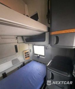 Zdjęcie 10 z 12 samochodu: 2014 INTERNATIONAL PROSTAR VIN:3HSDJSNRXEN761044 - miniatura