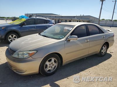 2002 TOYOTA CAMRY LE 4T1BF32KX2U028645 - główne zdjęcie licytacji z USA - miniatura