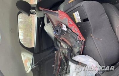 Zdjęcie 6 z 10 samochodu: 2012 FORD FOCUS TITANIUM VIN:1FAHP3N29CL445355 - miniatura