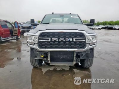 Piąte zdjęcie samochodu w środku: 2022 RAM 2500 BIG HORN/LONE STAR VIN:3C6UR5DL2NG382017 - miniatura