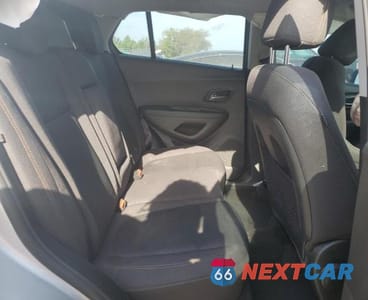 Zdjęcie 10 z 12 samochodu: 2017 CHEVROLET TRAX LS VIN:3GNCJKSB8HL272855 - miniatura