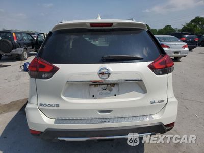 Zdjęcie 6 z 15 samochodu: 2017 NISSAN ROGUE SV VIN:5N1AT2MV7HC760915 - miniatura