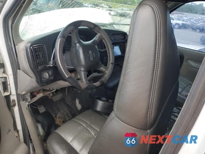 Zdjęcie 8 z 13 samochodu: 2001 GMC SAVANA G3500 VIN:1GJHG39R211183908 - miniatura