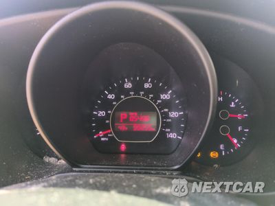 Zdjęcie 9 z 15 samochodu: 2015 KIA SOUL VIN:KNDJN2A29F7766293 - miniatura
