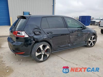 Trzecie zdjęcie samochodu z tyłu: 2017 VOLKSWAGEN GTI S VIN:3VW5T7AU8HM029078 - miniatura