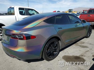 Trzecie zdjęcie samochodu z tyłu: 2015 TESLA MODEL S 70D VIN:5YJSA1S28FF099459 - miniatura