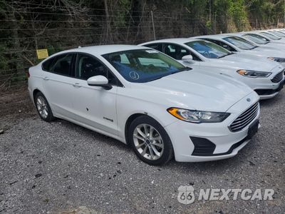 Czwarte zdjęcie samochodu z boku: 2019 FORD FUSION SE VIN:3FA6P0LU3KR124843 - miniatura