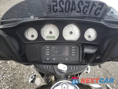 Zdjęcie 7 z 10 samochodu: 2016 HARLEY-DAVIDSON FLHX STREET GLIDE VIN:1HD1KBM10GB622544 - miniatura