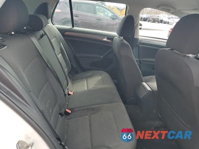 Zdjęcie 10 z 12 samochodu: 2019 VOLKSWAGEN GOLF S VIN:3VWG57AU7KM023945 - miniatura