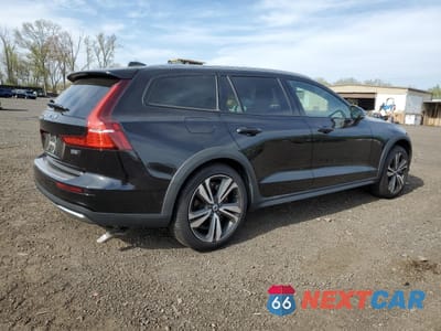 Trzecie zdjęcie samochodu z tyłu: 2024 VOLVO V60 CROSS COUNTRY PLUS VIN:YV4L12WY5R2137629 - miniatura