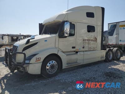 Drugie zdjęcie samochodu z przodu: 2025 VOLVO VNL SEMI TRUCK VIN:4V4NC9EH0SN674658 - miniatura