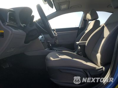 Zdjęcie 7 z 14 samochodu: 2017 HYUNDAI ELANTRA SE VIN:KMHD74LF9HU357553 - miniatura