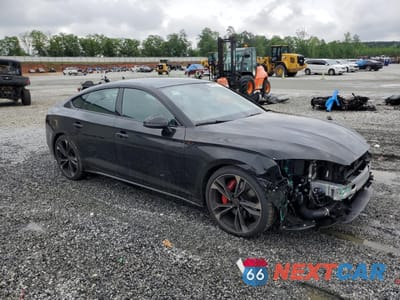 Czwarte zdjęcie samochodu z boku: 2024 AUDI S5 PREMIUM PLUS VIN:WAUC4CF57RA116015 - miniatura