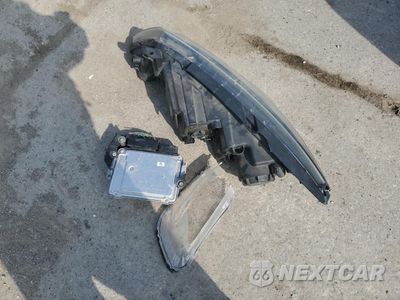 Zdjęcie 14 z 15 samochodu: 2015 FORD FOCUS SE VIN:1FADP3F28FL383769 - miniatura