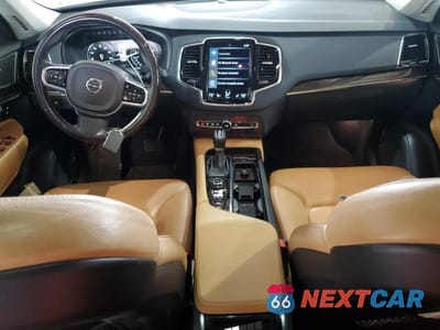 Zdjęcie 8 z 13 samochodu: 2016 VOLVO XC90 T6 VIN:YV4A22PK8G1093840 - miniatura