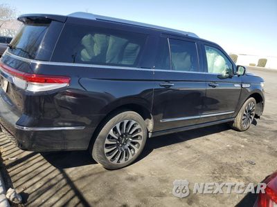 Trzecie zdjęcie samochodu z tyłu: 2023 LINCOLN NAVIGATOR L BLACK LABEL VIN:5LMJJ3TG3PEL16168 - miniatura