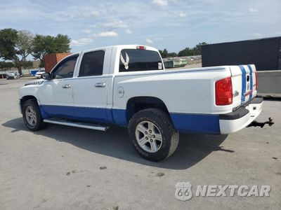 Drugie zdjęcie samochodu z przodu: 2011 DODGE DAKOTA SLT VIN:1D7RE3GK6BS564198 - miniatura