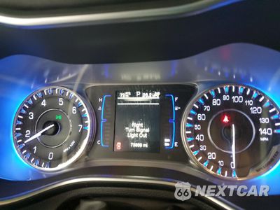 Zdjęcie 9 z 14 samochodu: 2016 CHRYSLER 200 LIMITED VIN:1C3CCCAB9GN179193 - miniatura