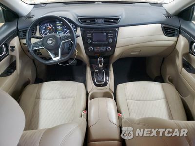 Zdjęcie 8 z 13 samochodu: 2017 NISSAN ROGUE SV VIN:5N1AT2MV5HC812705 - miniatura