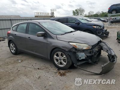 Czwarte zdjęcie samochodu z boku: 2014 FORD FOCUS SE VIN:1FADP3K28EL335600 - miniatura