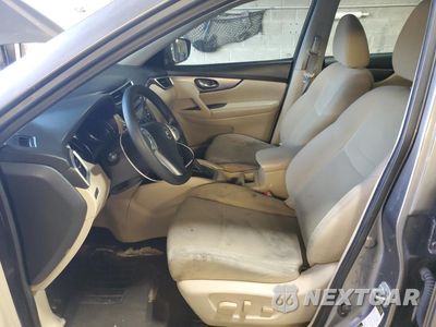 Zdjęcie 7 z 13 samochodu: 2016 NISSAN ROGUE S VIN:KNMAT2MV3GP676652 - miniatura