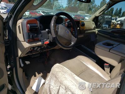 Zdjęcie 8 z 12 samochodu: 2005 FORD F350 SRW SUPER DUTY VIN:1FTWW31P95ED27089 - miniatura