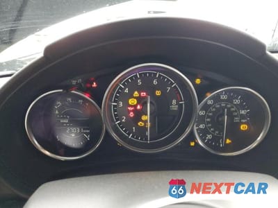 Zdjęcie 9 z 12 samochodu: 2022 MAZDA MX-5 MIATA CLUB VIN:JM1NDAC70N0504158 - miniatura