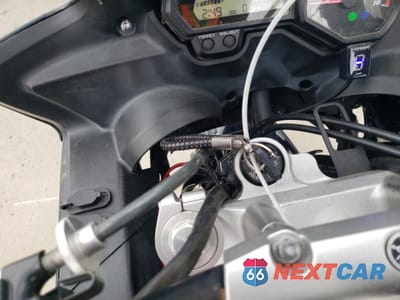 Zdjęcie 8 z 9 samochodu: 2008 YAMAHA FZ6 SHG VIN:JYARJ13E98A003577 - miniatura