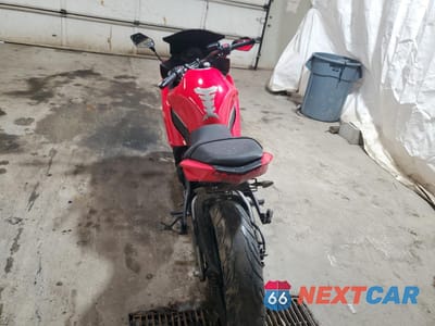 Czwarte zdjęcie samochodu z boku: 2012 KAWASAKI EX650 EC VIN:JKAEXEE16CDA00661 - miniatura