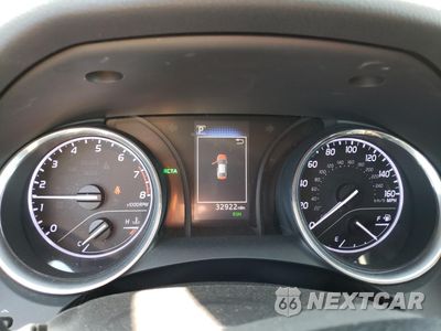 Zdjęcie 9 z 13 samochodu: 2019 TOYOTA CAMRY L VIN:4T1B11HK2KU208390 - miniatura