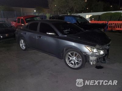 Czwarte zdjęcie samochodu z boku: 2014 NISSAN MAXIMA S VIN:1N4AA5APXEC442144 - miniatura