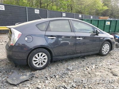 Trzecie zdjęcie samochodu z tyłu: 2013 TOYOTA PRIUS PLUG-IN VIN:JTDKN3DP5D3036032 - miniatura
