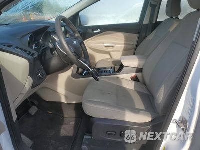 Zdjęcie 7 z 13 samochodu: 2019 FORD ESCAPE SE VIN:1FMCU0GD5KUB94784 - miniatura