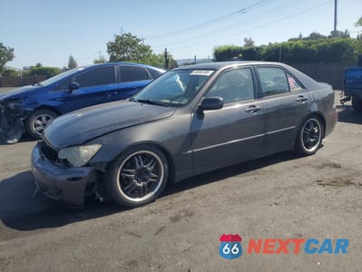 2002 LEXUS IS 300 JTHBD192X20048808 - główne zdjęcie licytacji z USA - miniatura