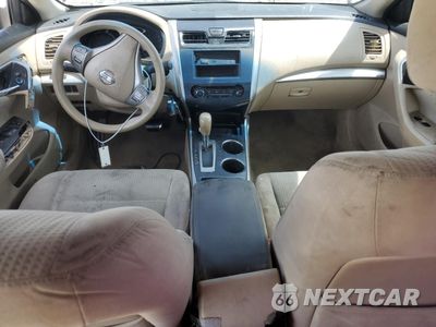 Zdjęcie 8 z 12 samochodu: 2014 NISSAN ALTIMA 2.5 VIN:1N4AL3AP6EN205587 - miniatura