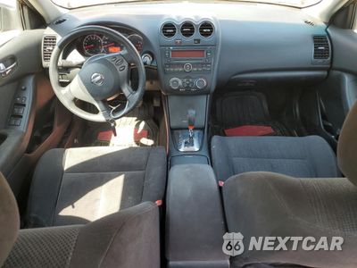 Zdjęcie 8 z 12 samochodu: 2010 NISSAN ALTIMA BASE VIN:1N4AL2AP2AC108919 - miniatura