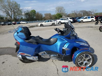 2019 CAN-AM SPYDER ROADSTER RT 2BXNBDD26KV002676 - główne zdjęcie licytacji z USA - miniatura