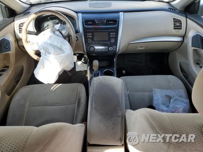 Zdjęcie 8 z 13 samochodu: 2015 NISSAN ALTIMA 2.5 VIN:1N4AL3AP9FC182089 - miniatura