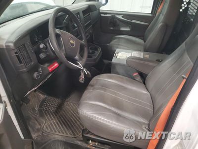 Zdjęcie 7 z 13 samochodu: 2015 CHEVROLET EXPRESS G2500 VIN:1GCWGFCF6F1221064 - miniatura