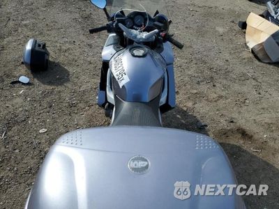 Zdjęcie 6 z 10 samochodu: 2004 YAMAHA FJR1300 AC VIN:JYARP09Y44A000056 - miniatura