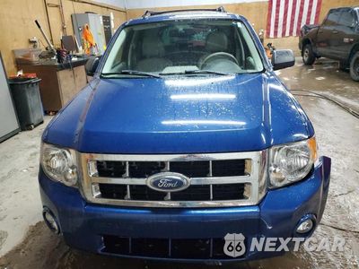 Piąte zdjęcie samochodu w środku: 2008 FORD ESCAPE XLT VIN:1FMCU93108KA83113 - miniatura