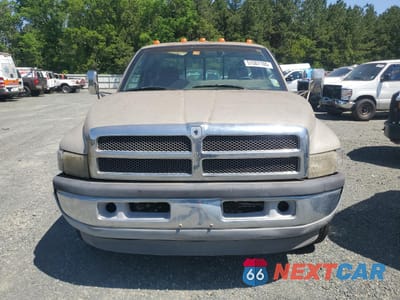 Piąte zdjęcie samochodu w środku: 1995 DODGE RAM 3500 VIN:3B7MC33C5SM111627 - miniatura