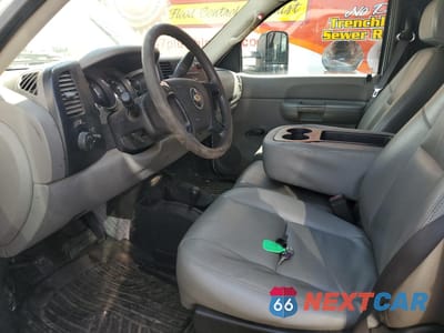 Zdjęcie 7 z 13 samochodu: 2007 CHEVROLET SILVERADO K3500 VIN:1GBJK34K37E560527 - miniatura