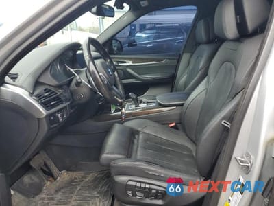 Zdjęcie 7 z 14 samochodu: 2016 BMW X5 XDRIVE50I VIN:5UXKR6C56G0J81431 - miniatura